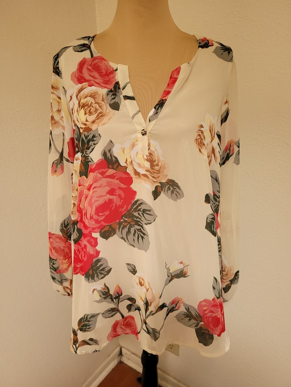 Show Me Your MuMu White Tunic with Pink & Cream Rose Print